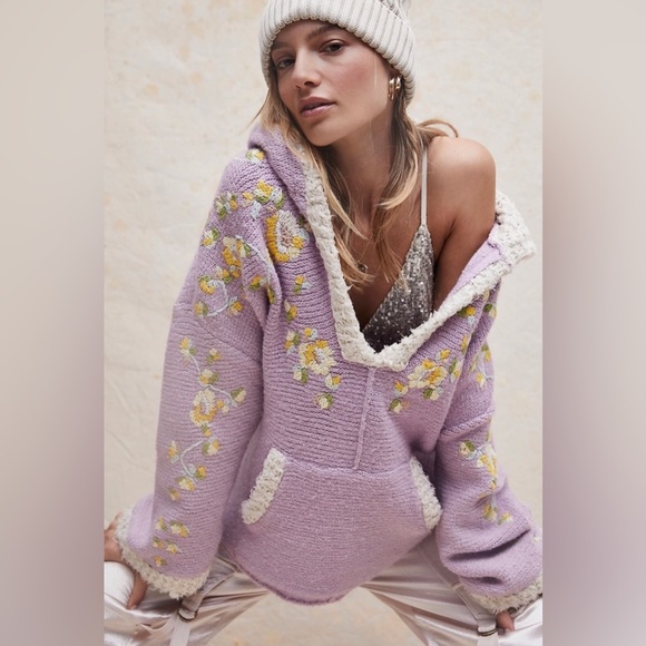 NWOT Free People Buttercup Pullover - Picture 3 of 10